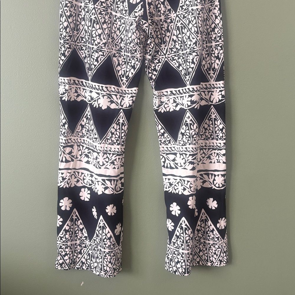 Tori Richard Honolulu Black Ivory Tropical Printed Pull On Flare Pants Sz S - Picture 6 of 7